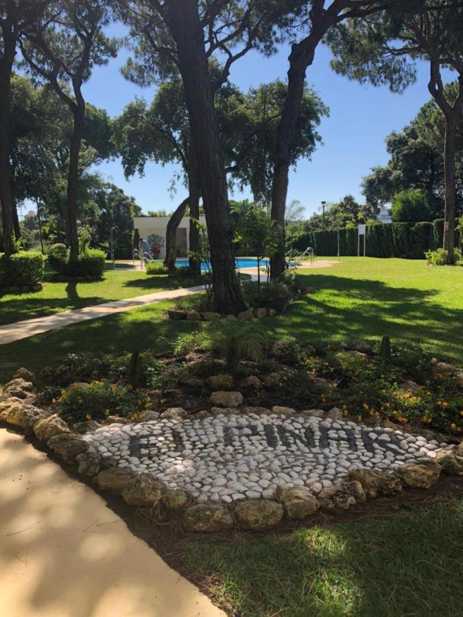 Ansa Beach Apartment - Cabopino, Marbella - Garden Level Exteriör bild