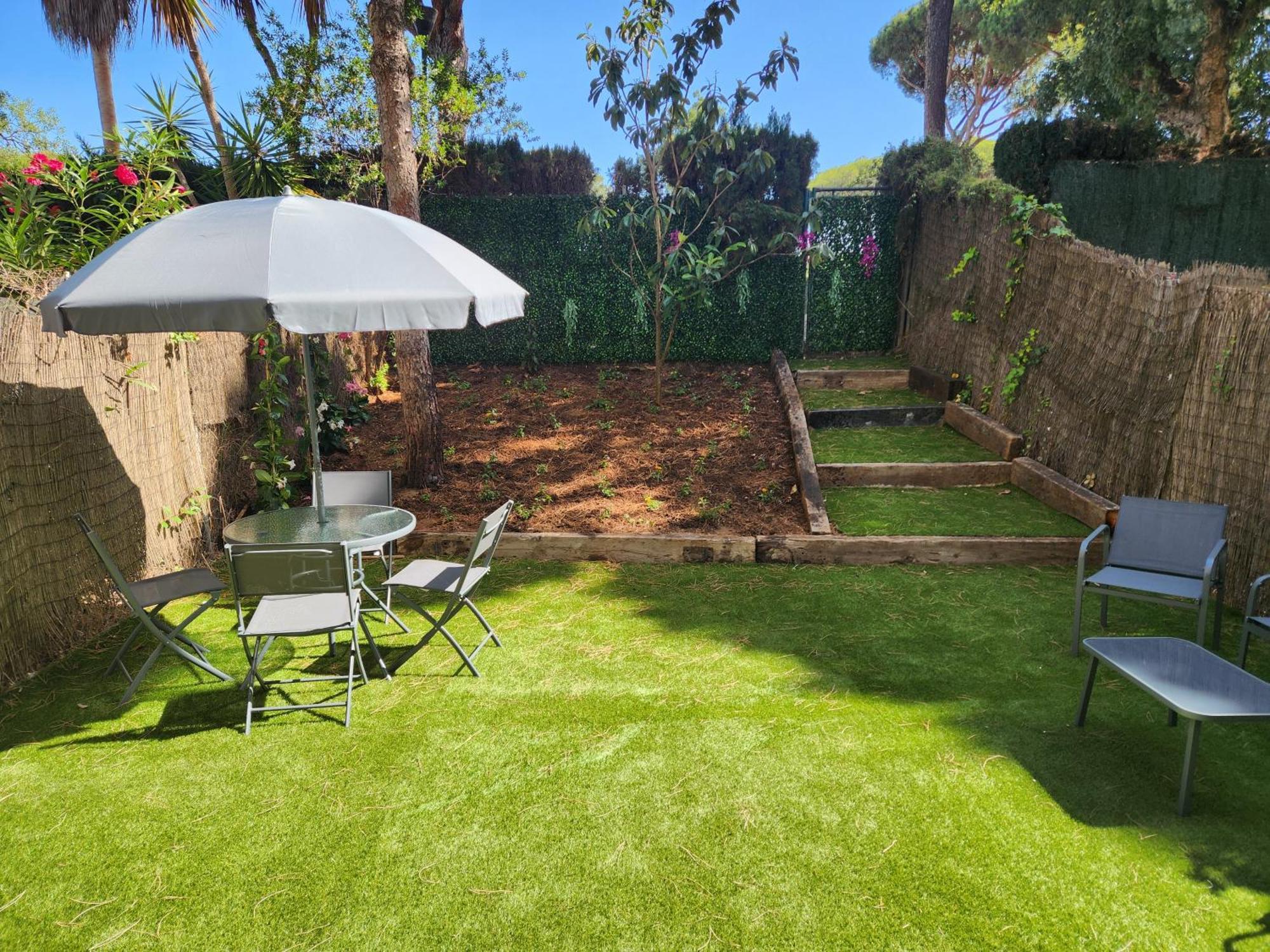 Ansa Beach Apartment - Cabopino, Marbella - Garden Level Exteriör bild