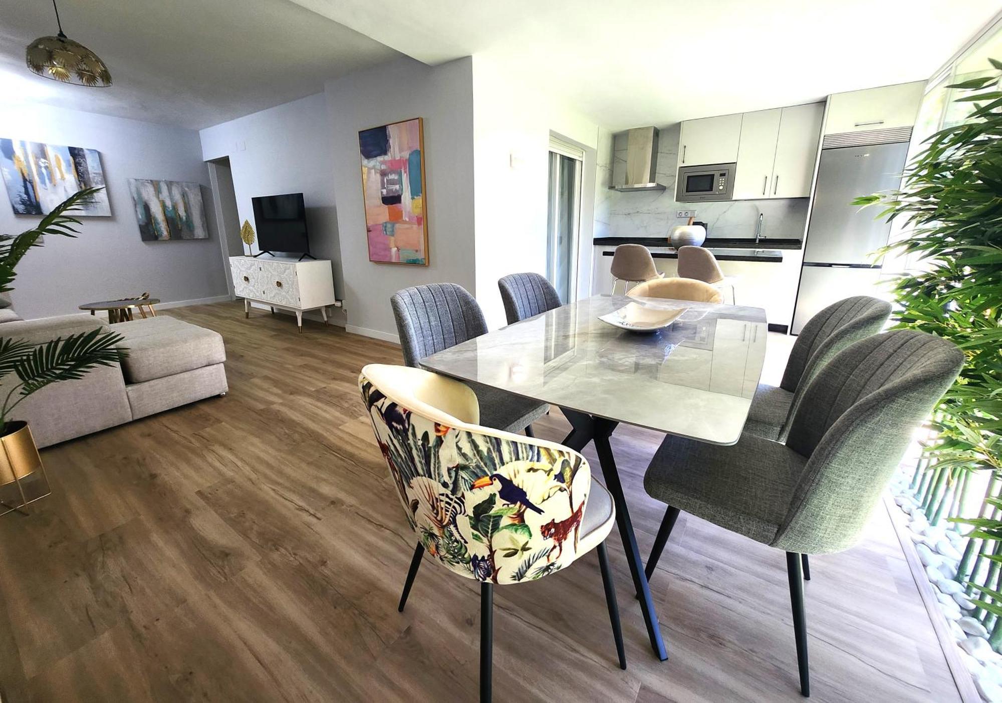 Ansa Beach Apartment - Cabopino, Marbella - Garden Level Exteriör bild